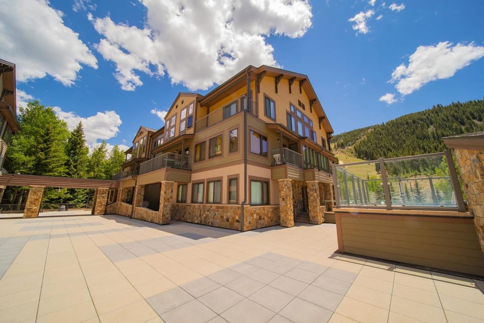 Slopeside 2791B by SummitCove Lodging in Colorado House in Keystone