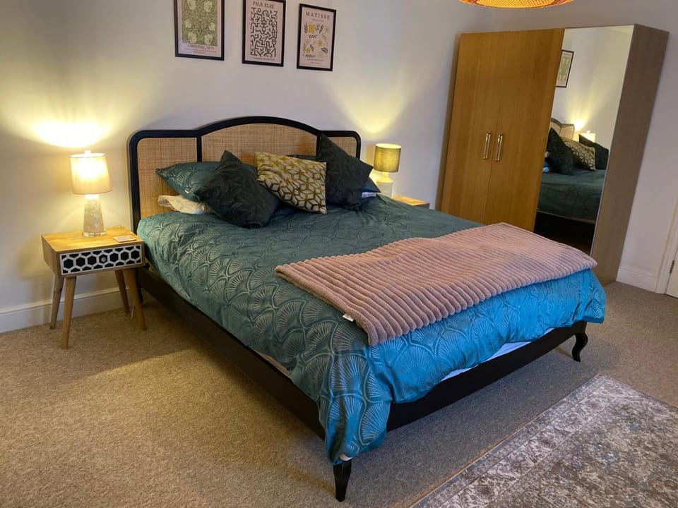 Boutique Putney Riverside Apartment Apartment in London