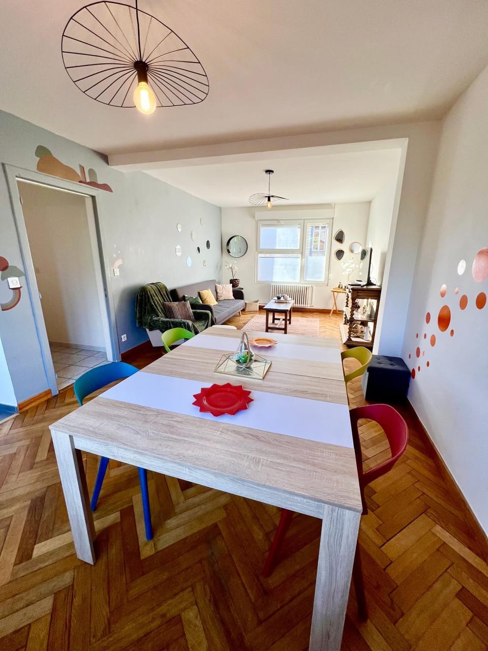 Centre ville 2 chambres 4 voyageurs Tarif long séjour Apartment in Valenciennes