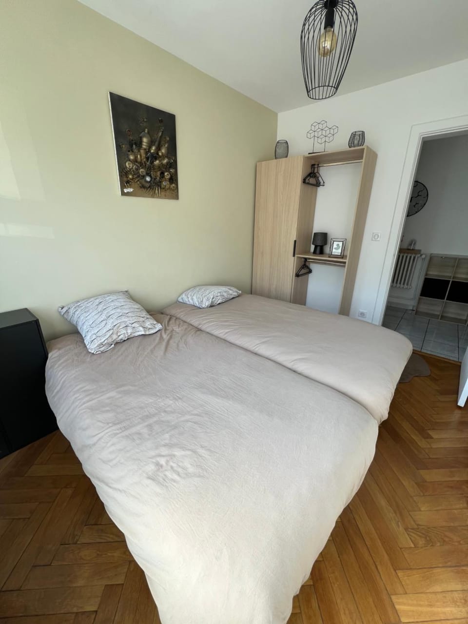 Centre ville 2 chambres 4 voyageurs Tarif long séjour Apartment in Valenciennes