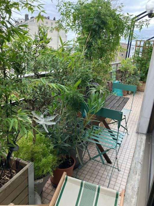View (from property/room), Balcony/Terrace, Garden view
