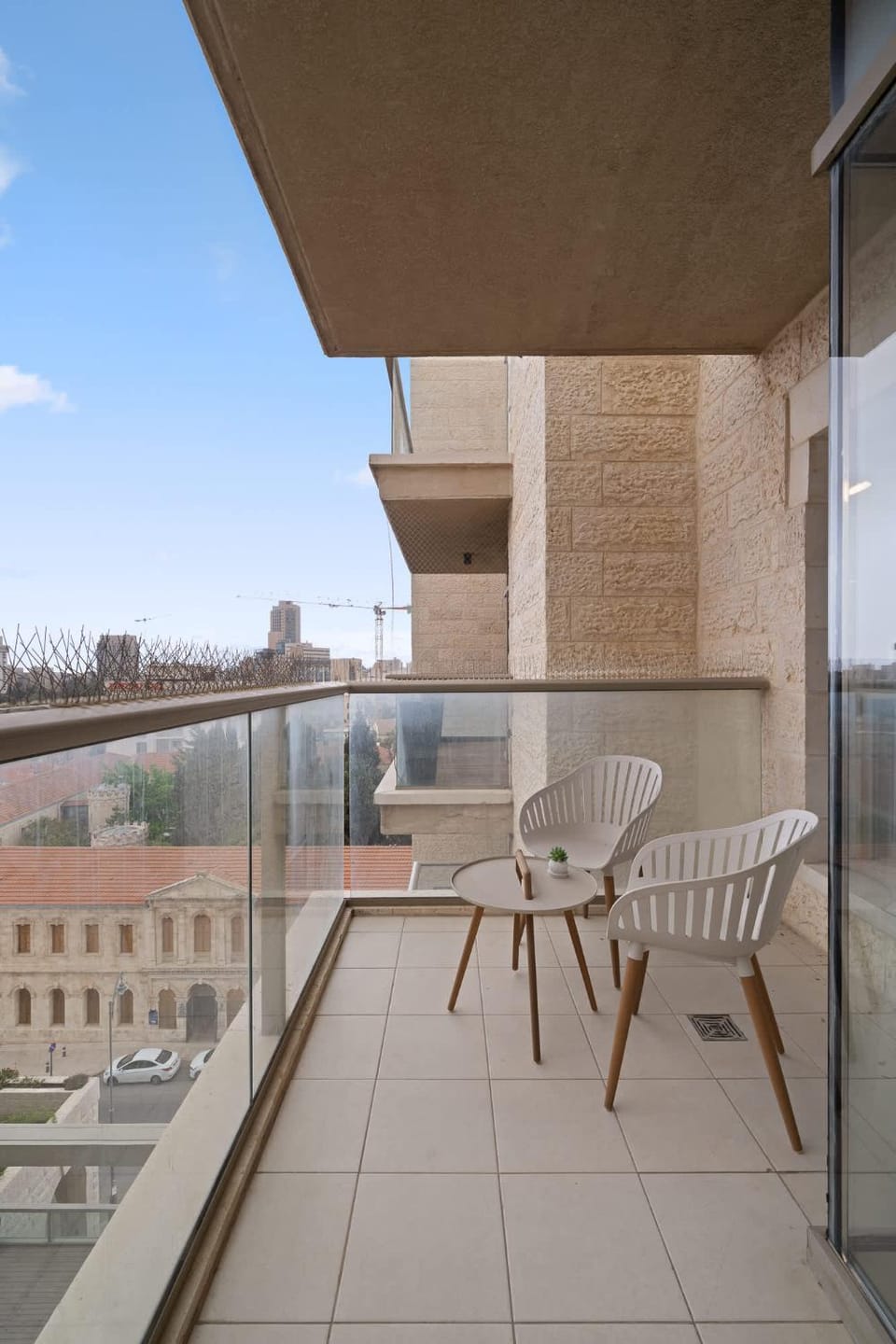 Luxurious 1BDR Terrace Parking in City Central Apartment in Jerusalem