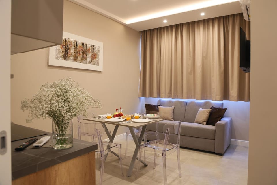 Living room, Seating area, Dining area