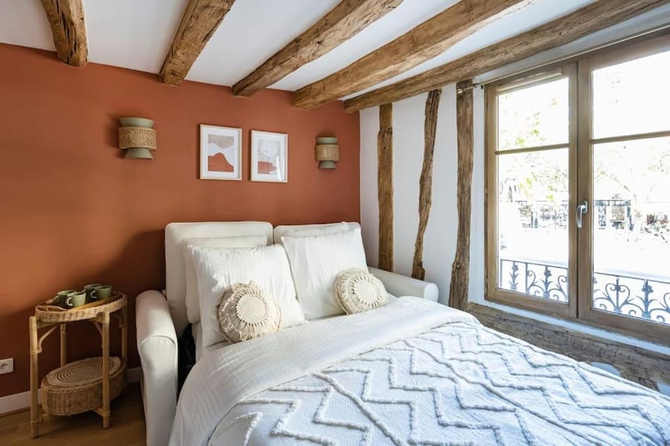Le nid Apartment in Paris
