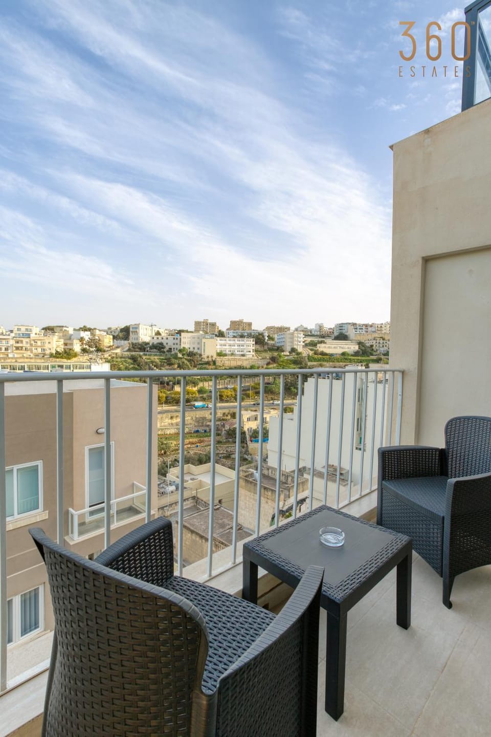 Patio, View (from property/room), Balcony/Terrace, Living room, City view