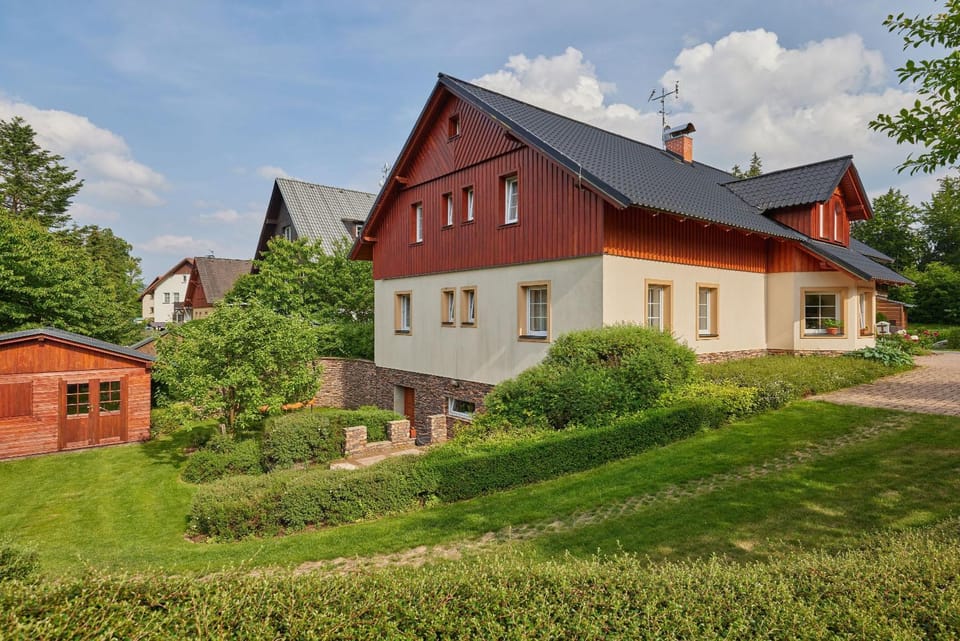 Apartmány Eva Bed and Breakfast in Lower Silesian Voivodeship