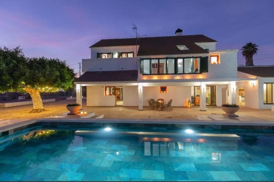 VILLA LUNA (Piscina climatizada-BBQ-Wifi-Parking) Villa in Vega Baja del Segura