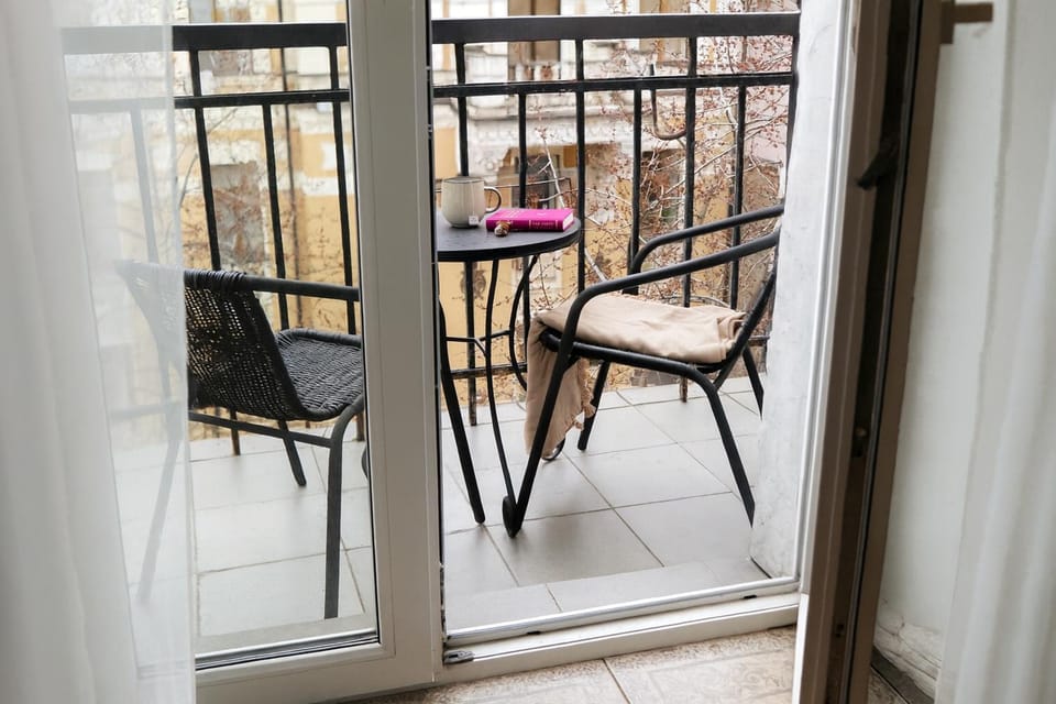 View (from property/room), Balcony/Terrace, Seating area