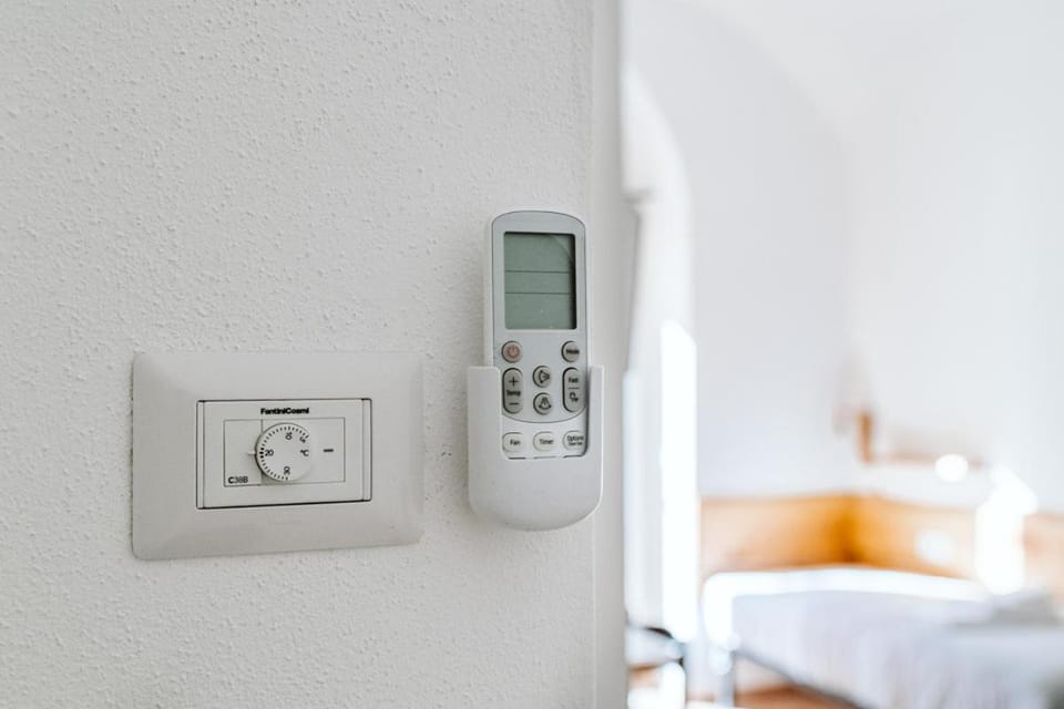 internet, air conditioner