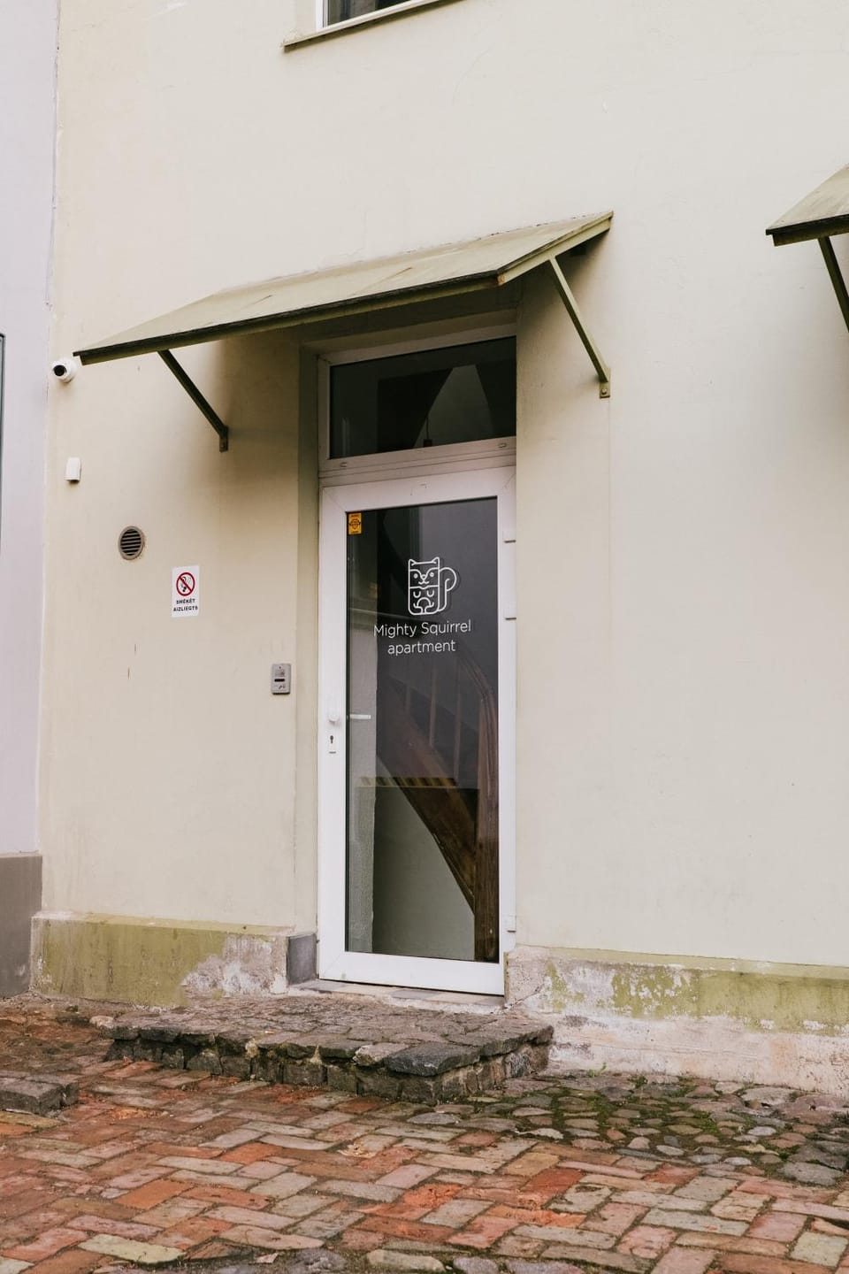 Facade/entrance, Day