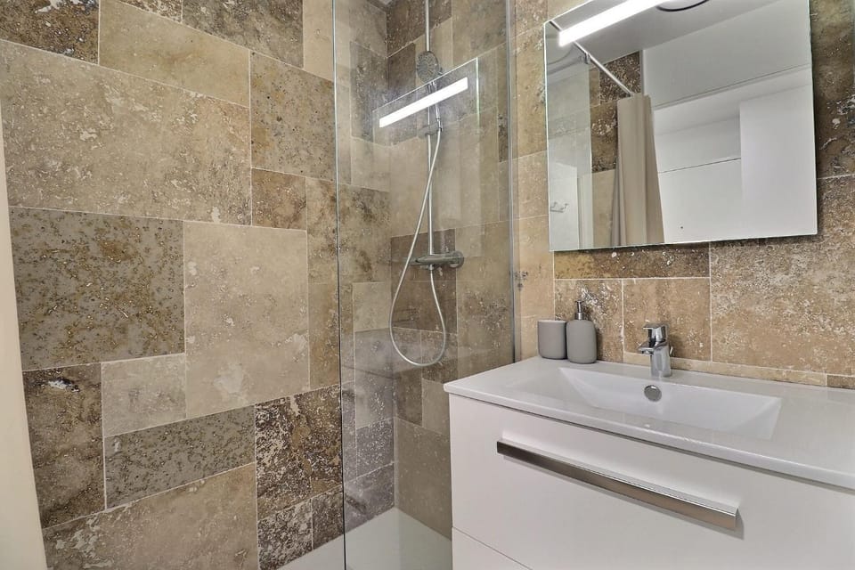 LET'S - Le Jules -Part dieu Wifi Apartment in Villeurbanne