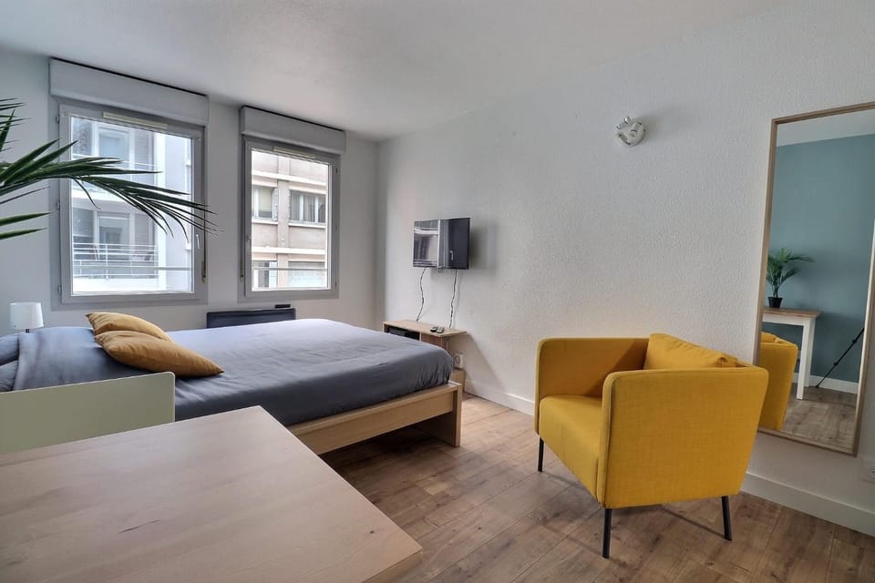 LET'S - Le Jules -Part dieu Wifi Apartment in Villeurbanne