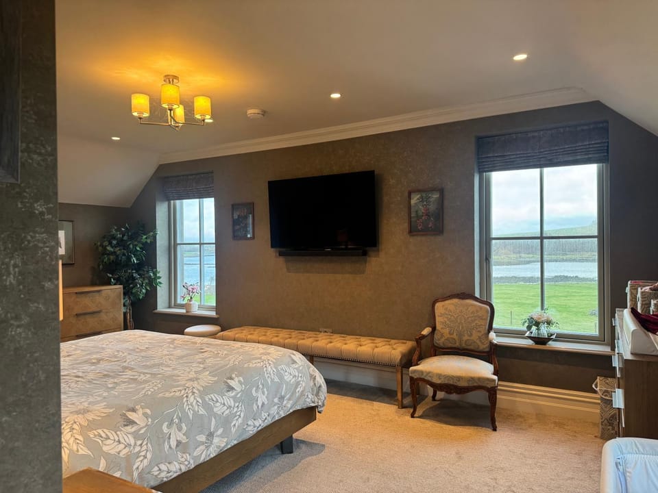 Fivestar Luxurious Home - Westport Quay Villa in County Mayo