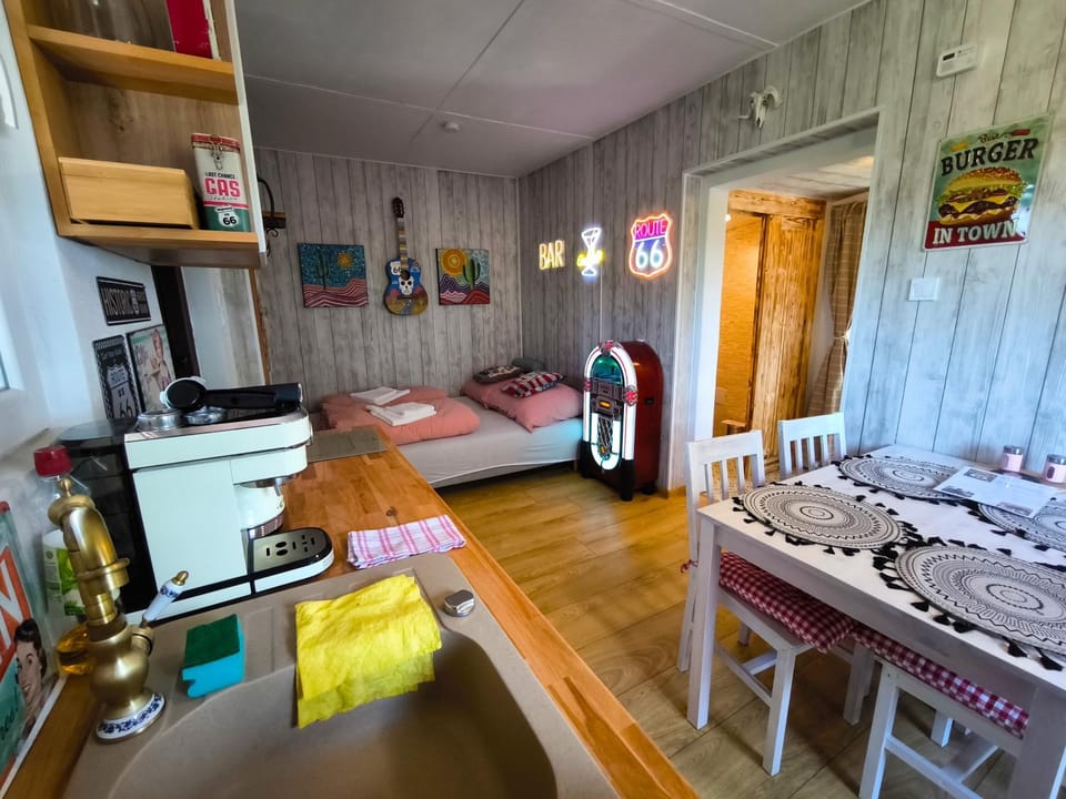 Living room, kitchen