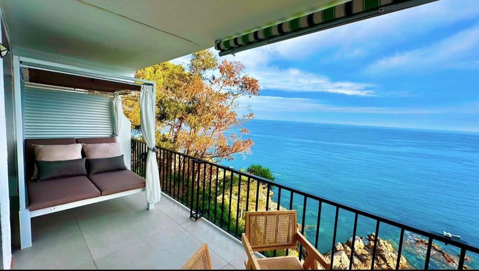 Patio, Balcony/Terrace, Seating area, Sea view