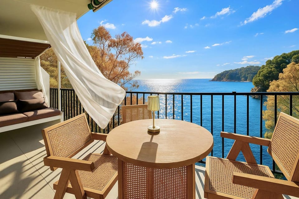 Patio, Natural landscape, View (from property/room), Balcony/Terrace, Sea view