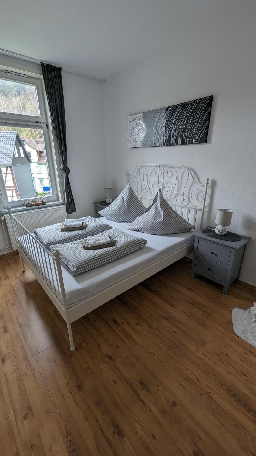 Bed, Bedroom