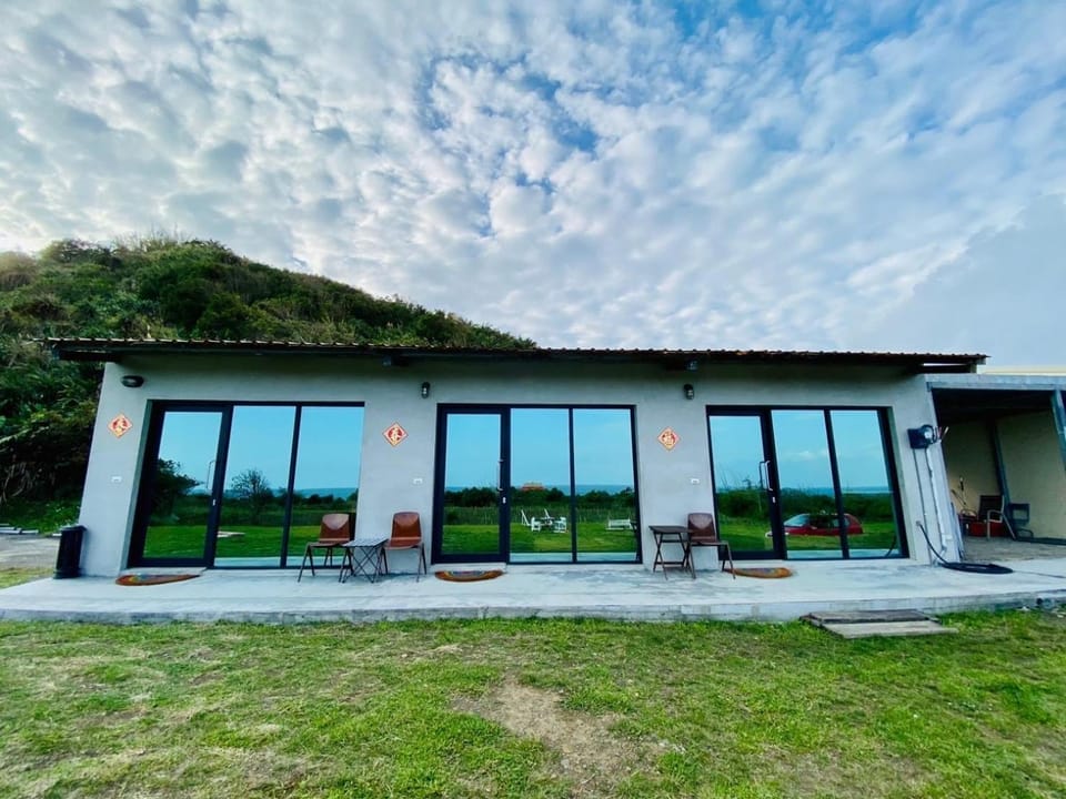 Lugo Hotel Bed and Breakfast in Hengchun Township