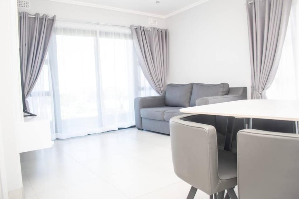 Summer Square, Umhlanga Ridge Apartment in Umhlanga