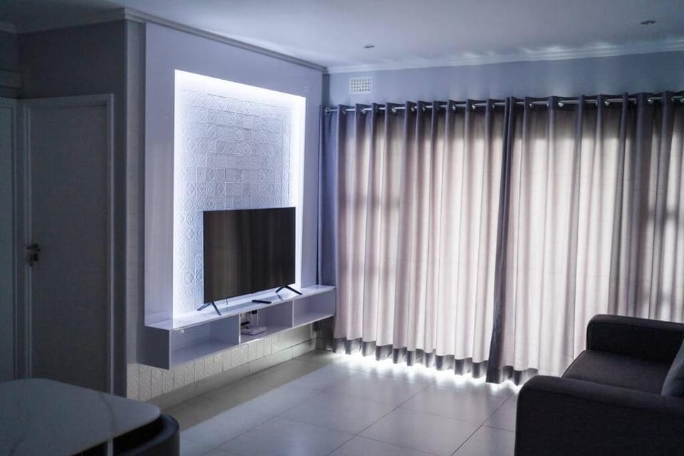 Summer Square, Umhlanga Ridge Apartment in Umhlanga