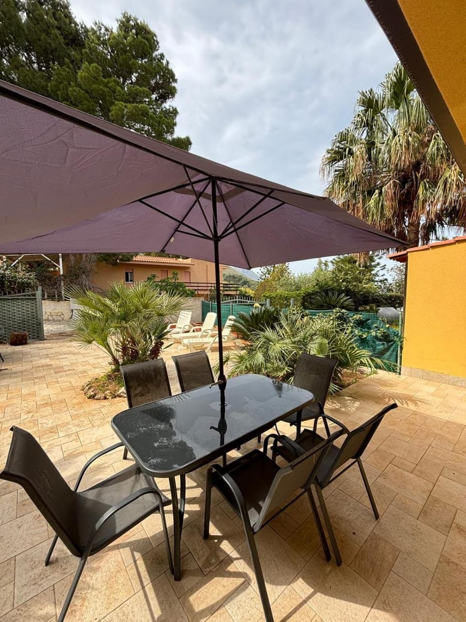 Property building, Garden, Garden view