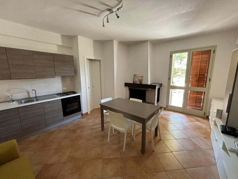 Kitchen or kitchenette, kitchen