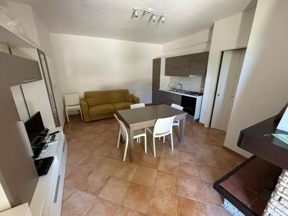 Kitchen or kitchenette, kitchen