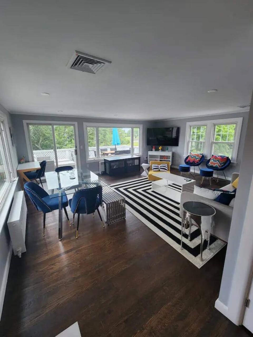 Middletown Modern Apartment w/ Private Deck - RIBryan Properties Apartment in Middletown