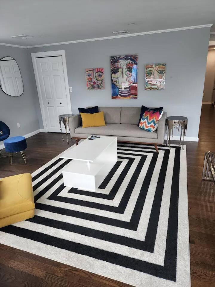 Middletown Modern Apartment w/ Private Deck - RIBryan Properties Apartment in Middletown