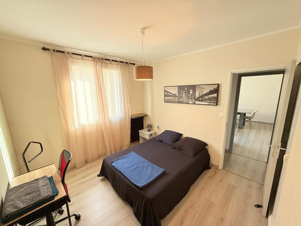 Bed, Photo of the whole room, Bedroom, Bedroom