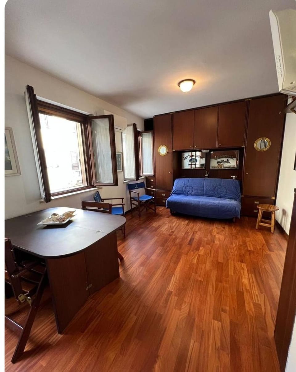 Irma Apartment in Grado