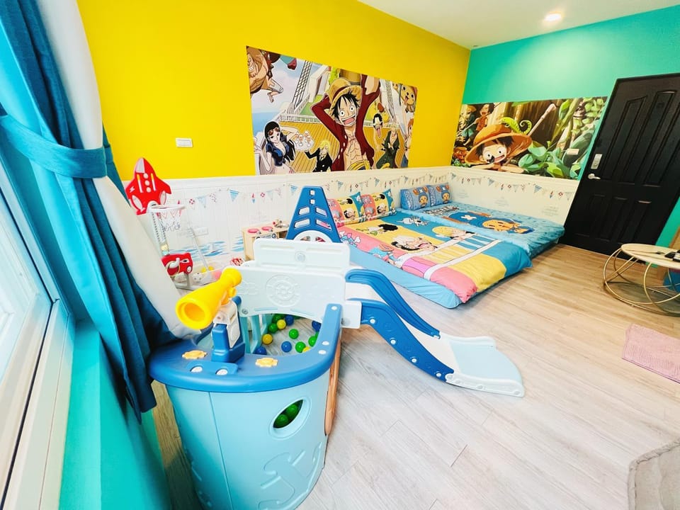Photo of the whole room