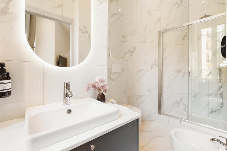Shower, Bathroom