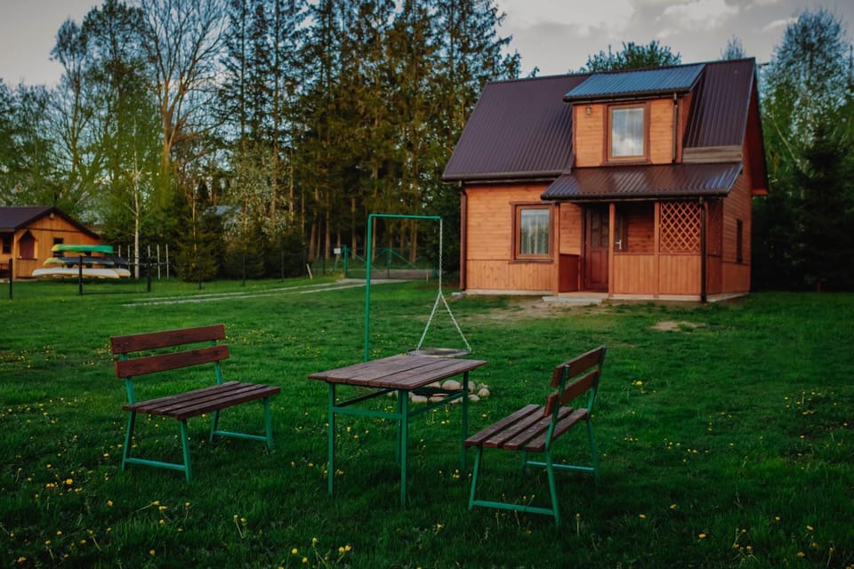 Property building, Spring, Day, Natural landscape, Garden, Evening entertainment, Garden view