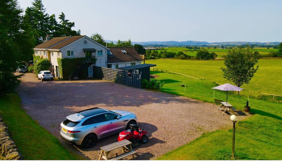 Property building, Day, Natural landscape, Bird's eye view, Parking
