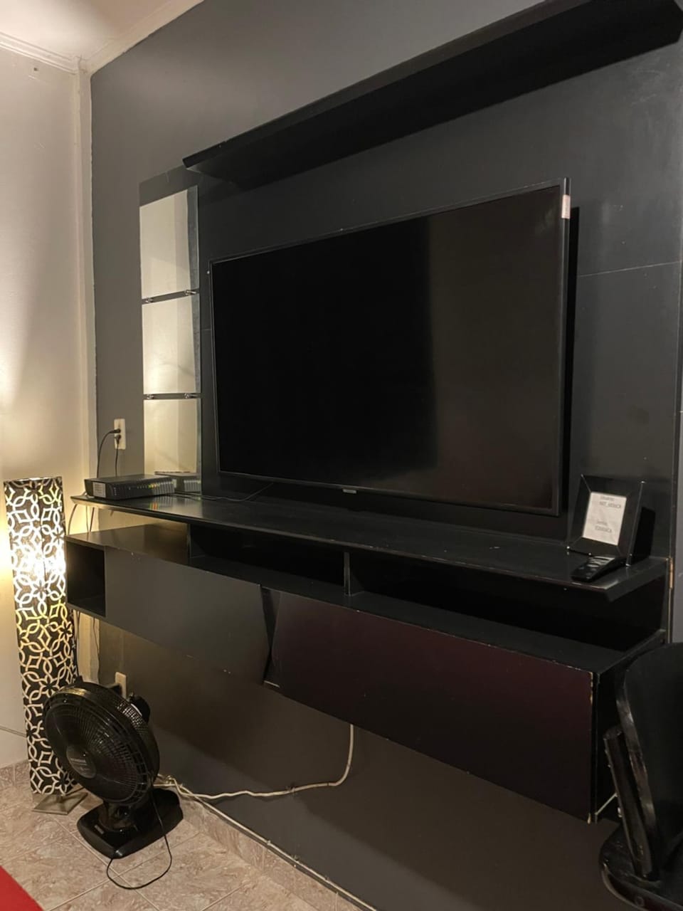 TV and multimedia, hair dresser