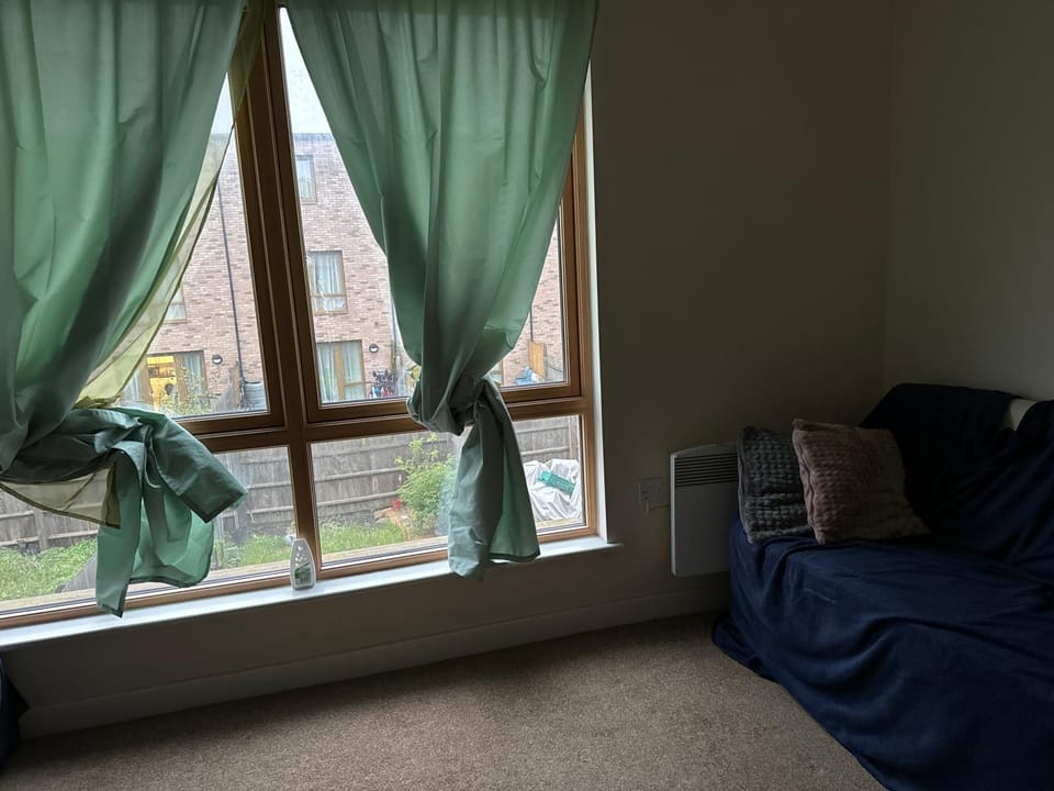 Bedsit room Vacation rental in Barking