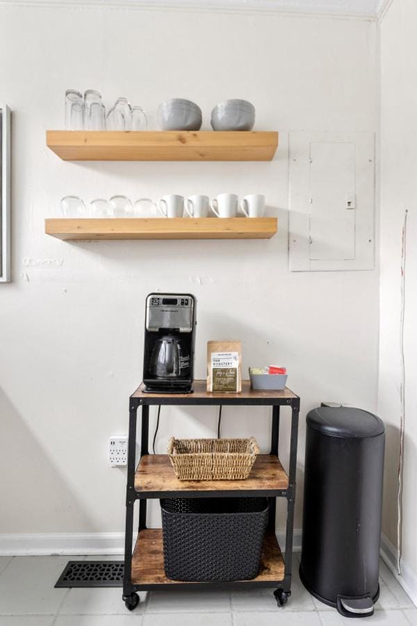 Coffee/tea facilities