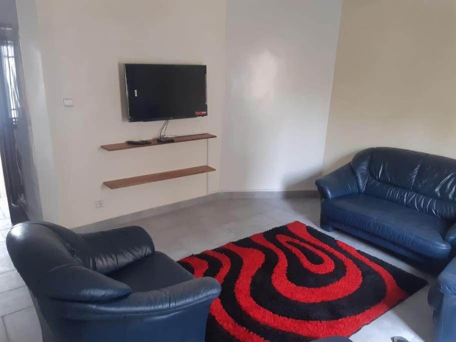 Grand studio à 100 m de la plage a yoff Apartment in Dakar