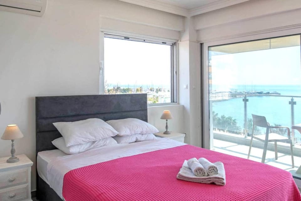 Breathtaking seaview studio in Athenian Riviera Apartment in Alimos