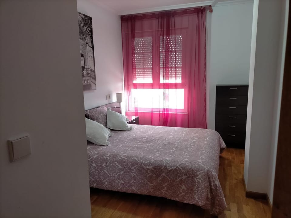 EnFOZ Las Catedrales: Playa, Piscina y Parking Apartment in Foz