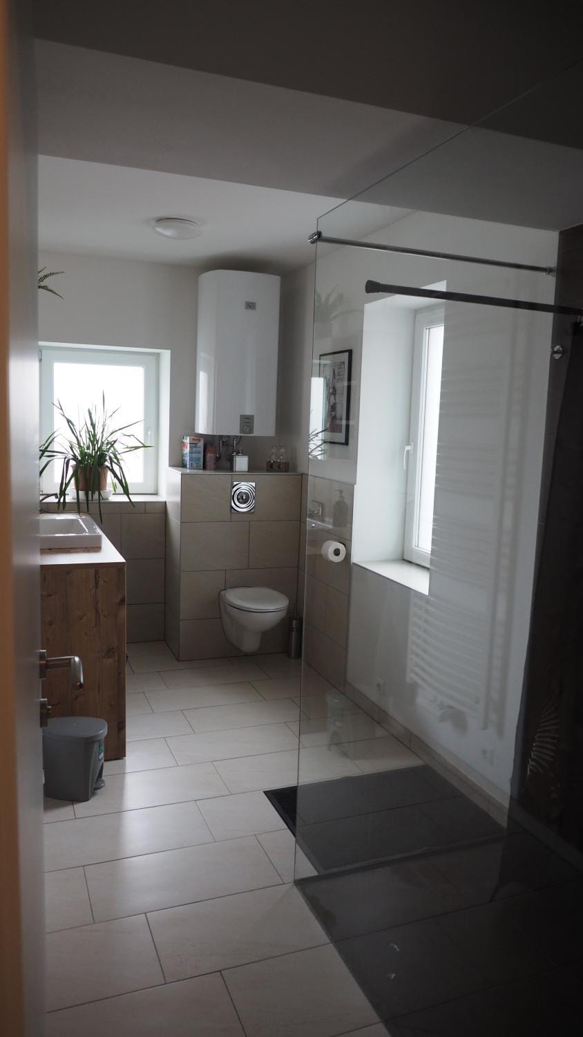 Shower, Toilet, Bathroom