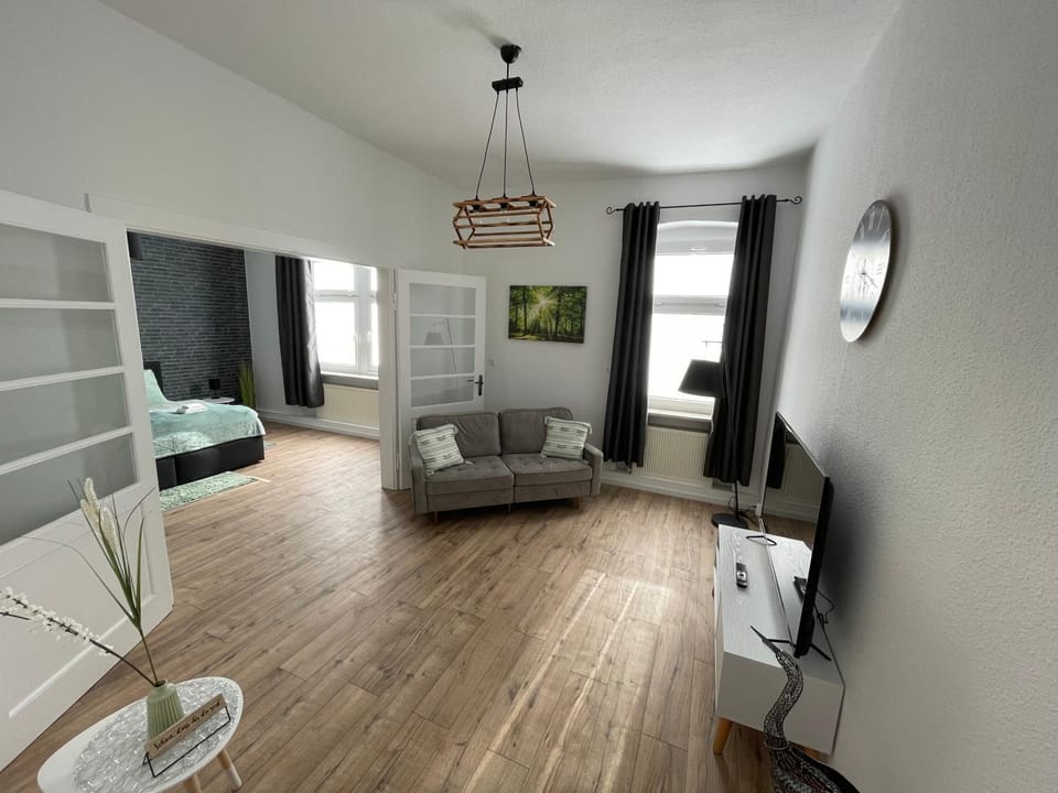 Modernes, großes City Appartement 95 qm Bed and Breakfast in Thuringia, Germany