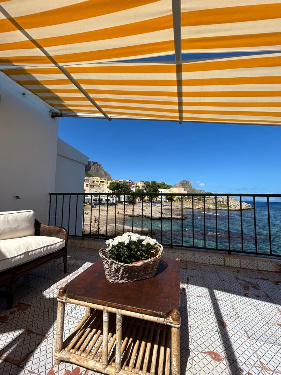 Balcony/Terrace, Balcony/Terrace