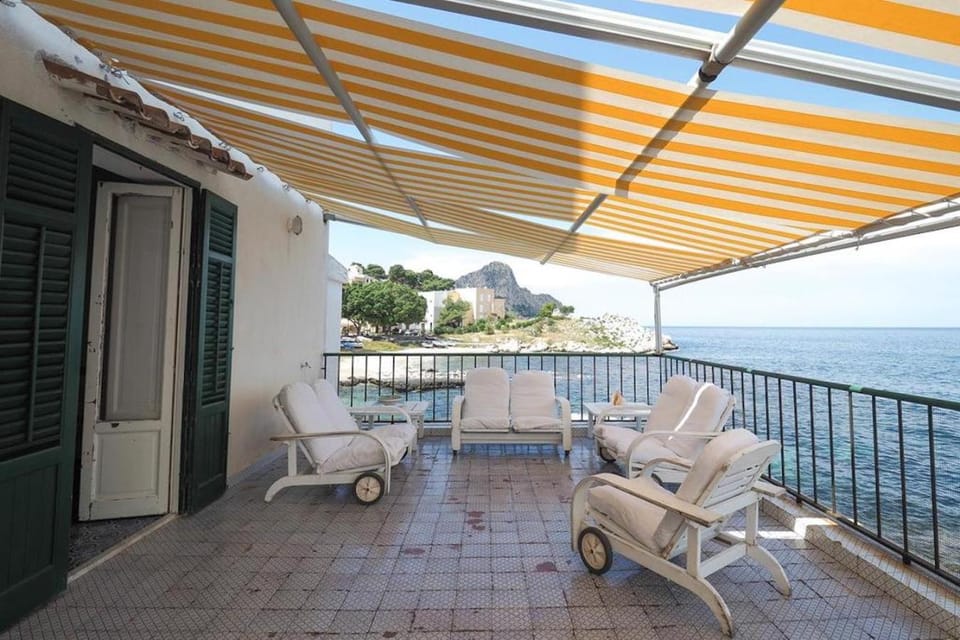 Day, Natural landscape, View (from property/room), Balcony/Terrace, Balcony/Terrace, Sea view