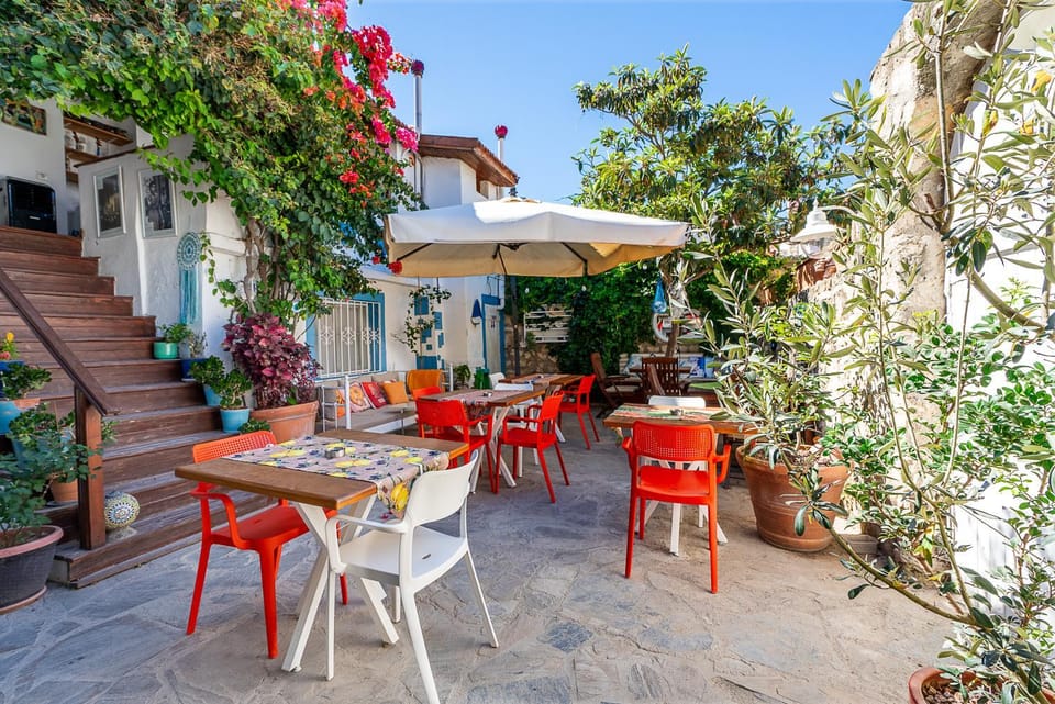 İmerek Taş Ev Otel Alaçatı Apartment hotel in Alaçatı