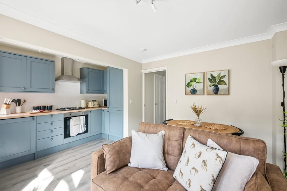 Living room, kitchen