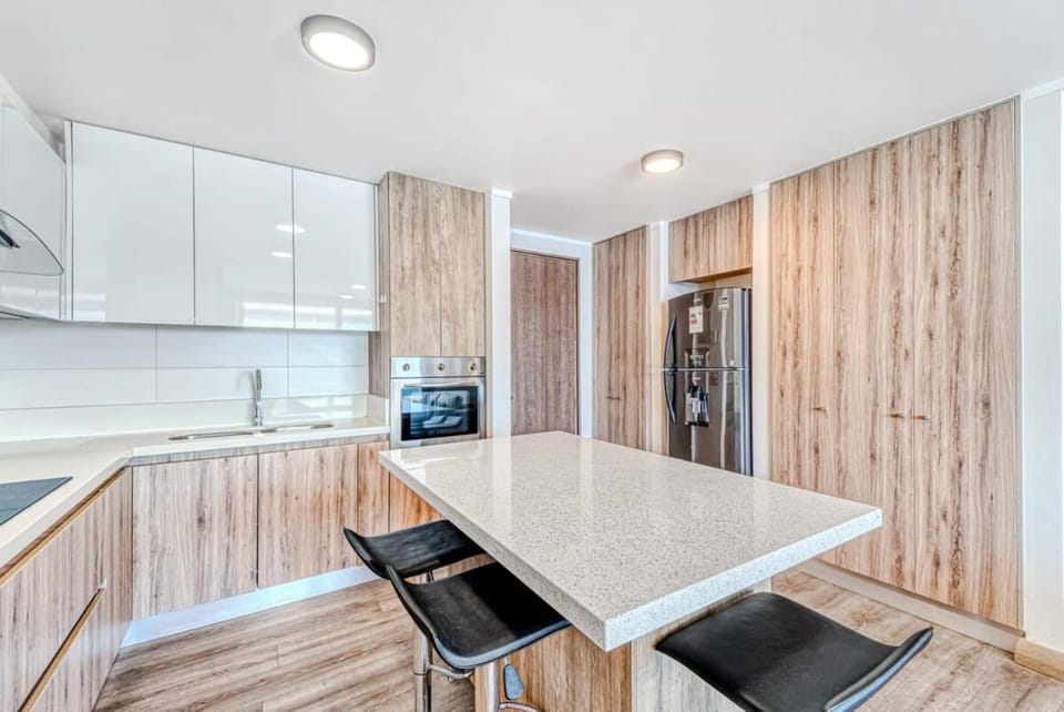 Infinite Coast 2BR with pool & free parking Apartment in Vina del Mar