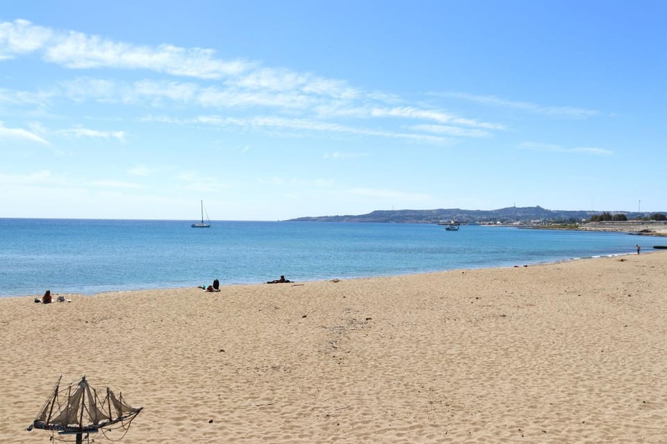 Nearby landmark, Natural landscape, Beach