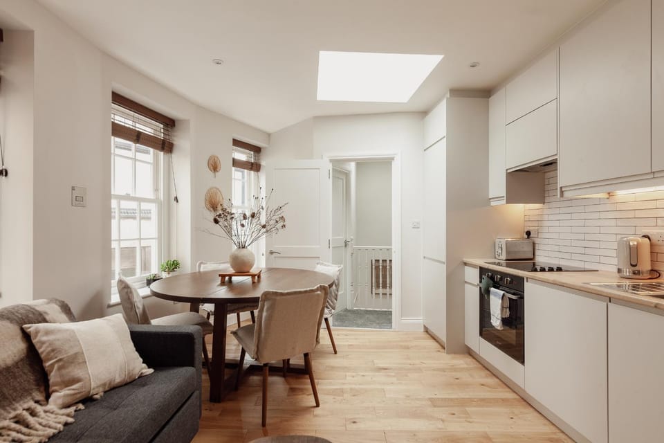 Holborn Townhouse House in City of Westminster